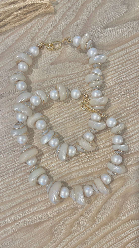 Almafi Shell Necklace