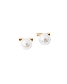  Pearl Bar Earring